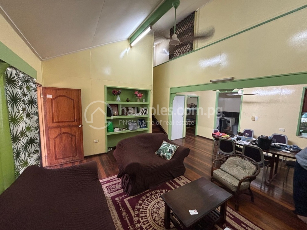 residential BlockOfUnits for rent ใน Gordons รหัส 31530 1