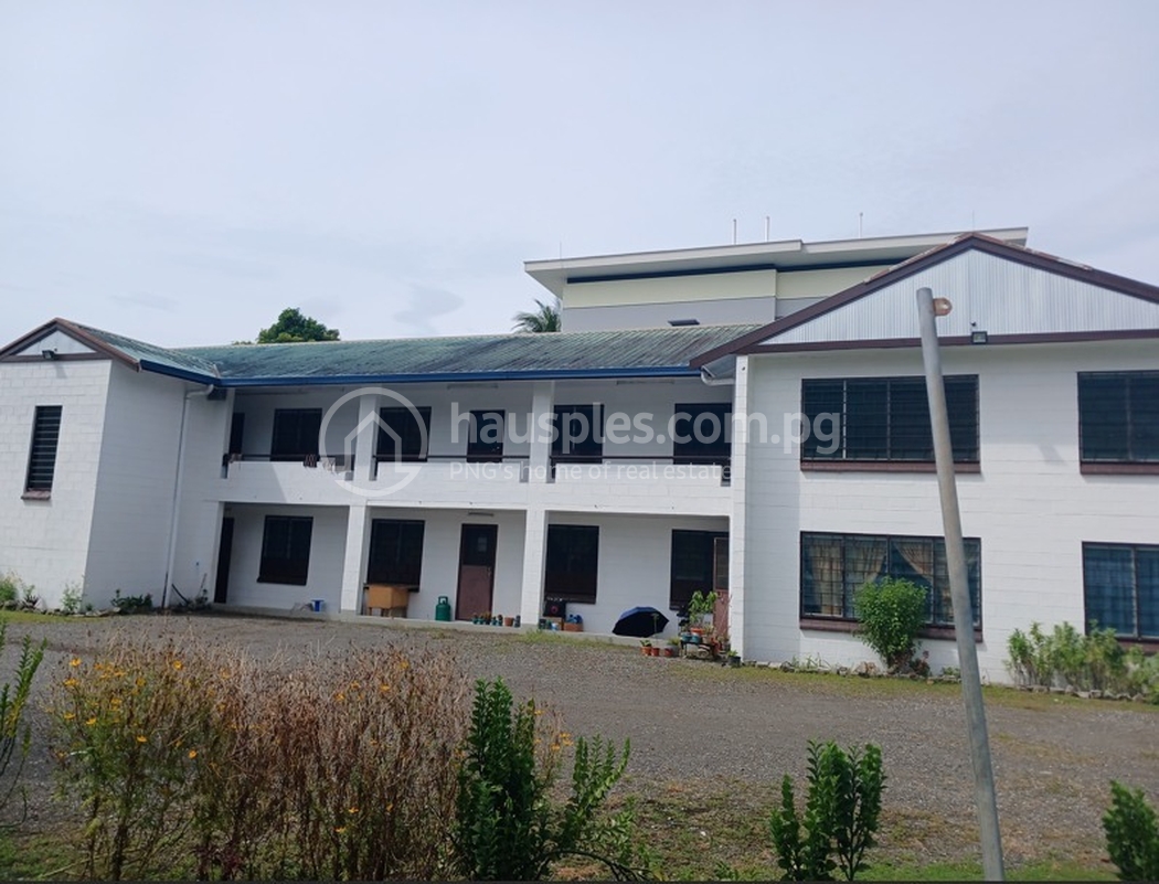 residential BlockOfUnits for rent ใน Lae รหัส 30155 1