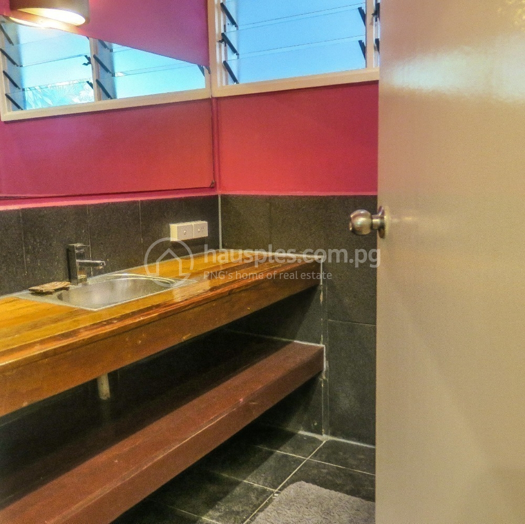 residential House for rent ใน Boroko รหัส 31546 12