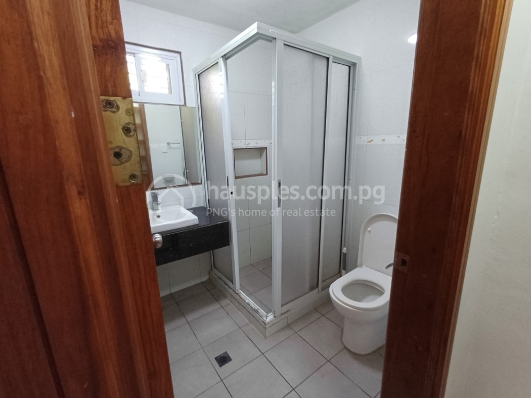 residential BlockOfUnits for rent ใน Boroko East รหัส 31606 11