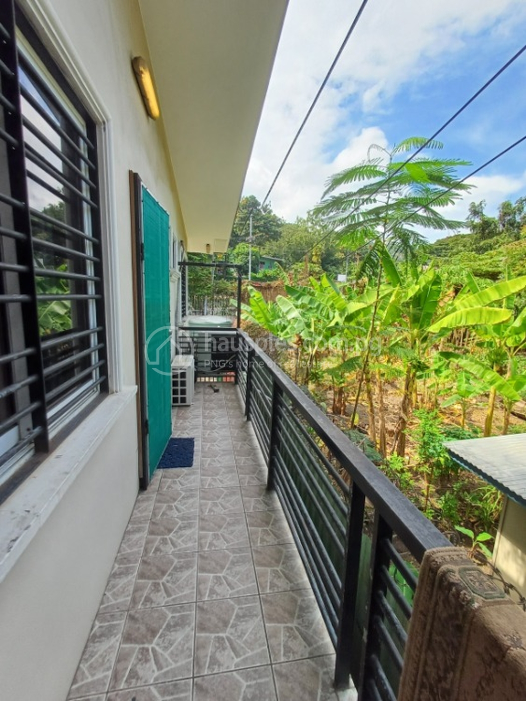 residential BlockOfUnits for rent ใน Boroko East รหัส 31606 21