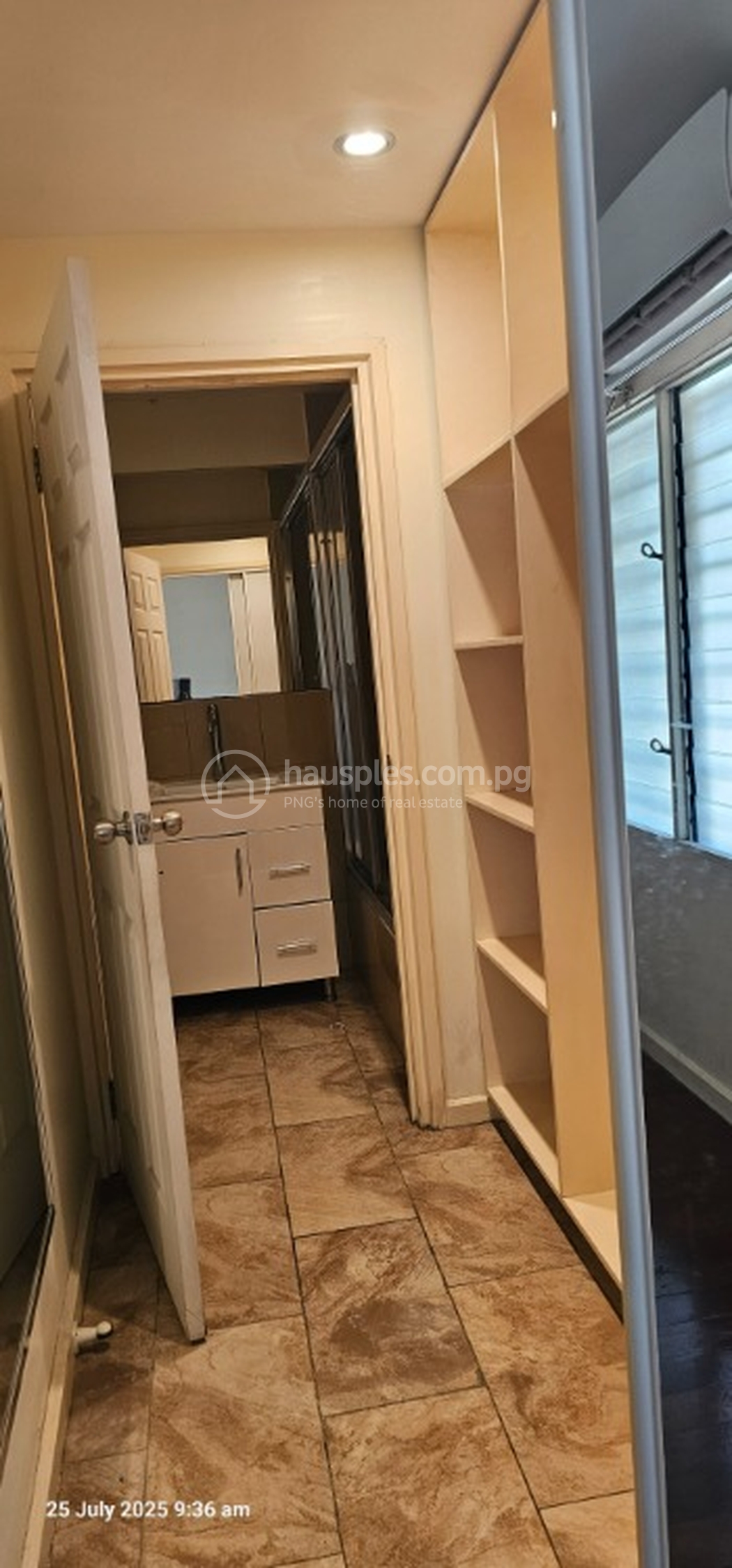 residential DuplexSemi-detached for rent ใน Korobosea รหัส 31632 18