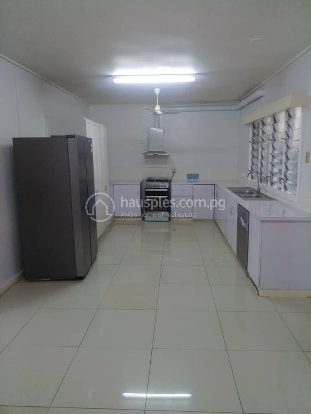 residential DuplexSemi-detached for rent ใน Gordons 5 รหัส 8547 9