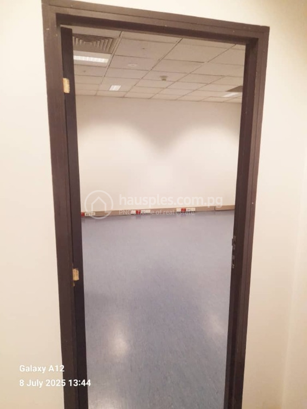 commercial Offices for rent ใน Town รหัส 31605 15