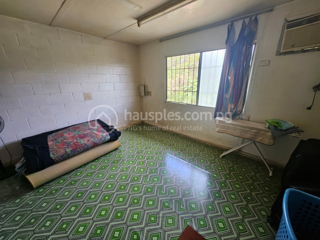 residential DuplexSemi-detached for sale ใน Gordons 5 รหัส 31654 8