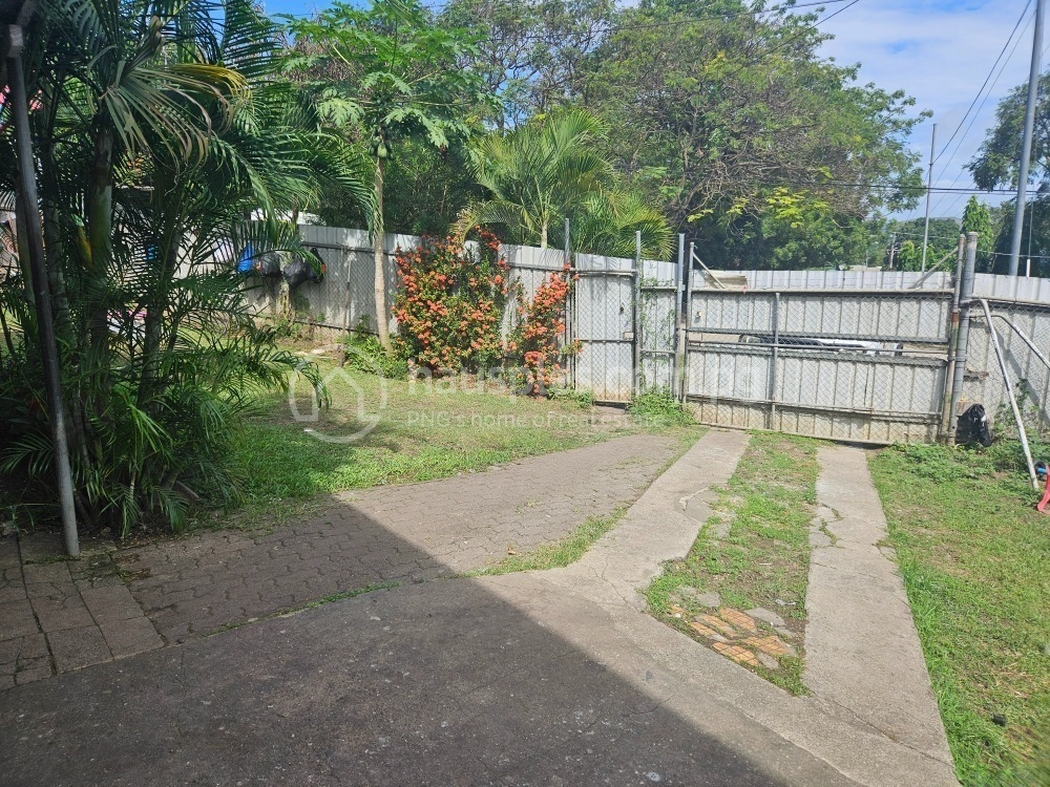 residential DuplexSemi-detached for sale ใน Gordons 5 รหัส 31654 3