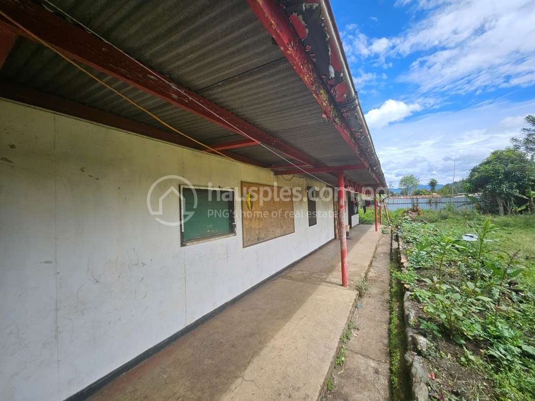 commercial Warehouse for sale ใน Goroka รหัส 31655 8