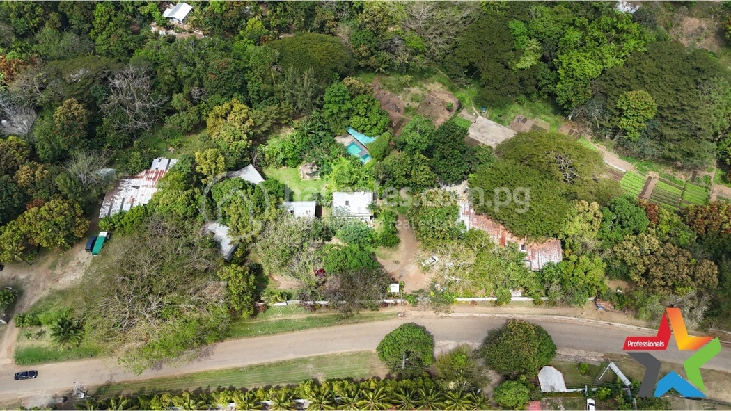 residential BlockOfUnits for sale ใน 17 mile รหัส 31670 1