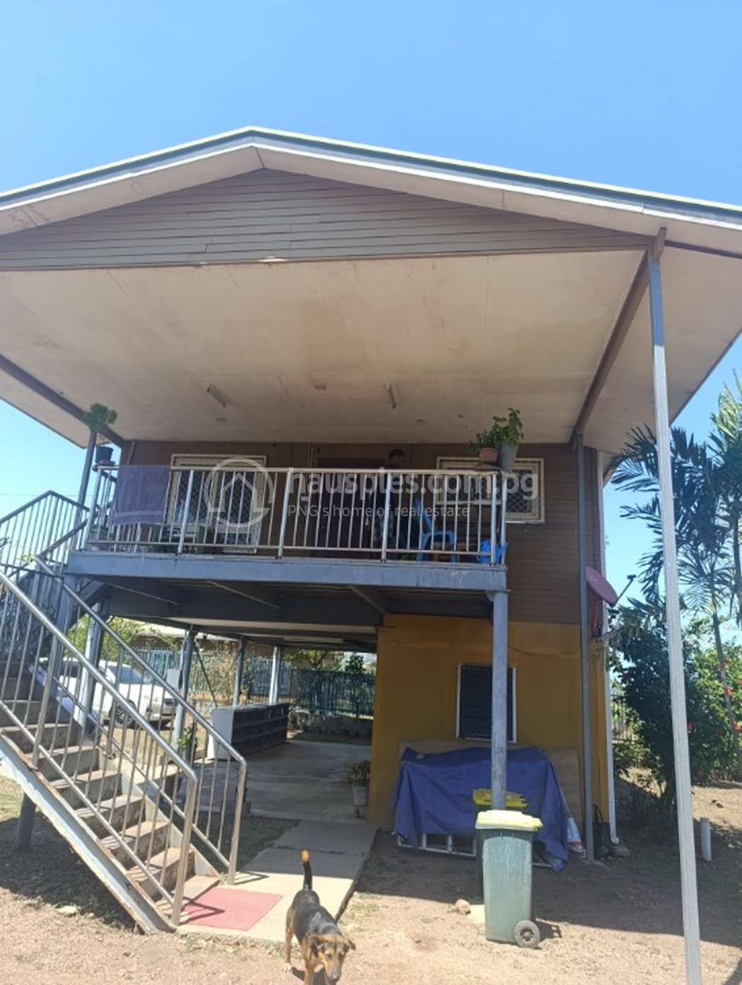 residential BlockOfUnits for sale ใน 7 mile รหัส 31650 7