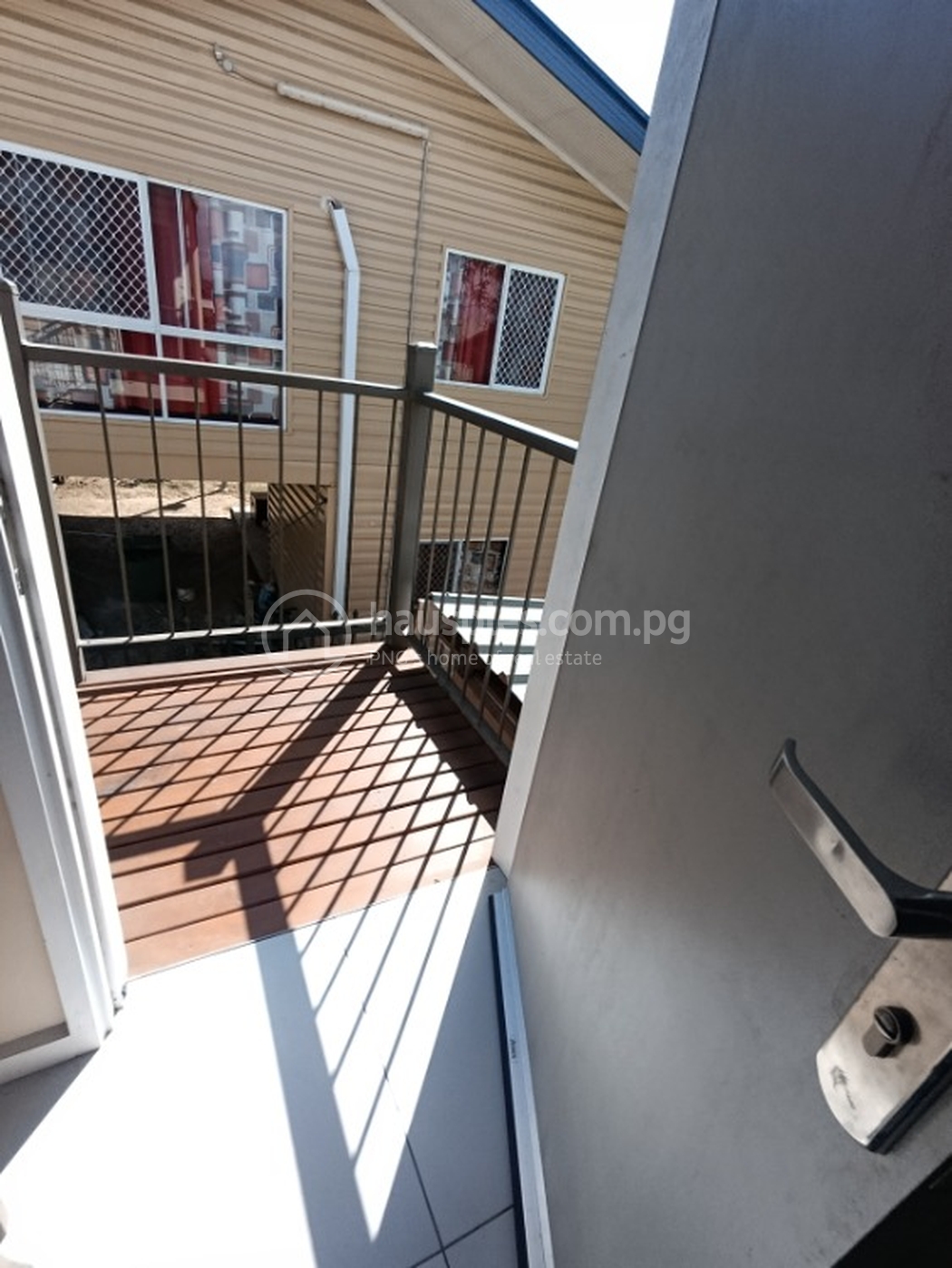 residential Apartment for rent ใน 7 mile รหัส 31703 31