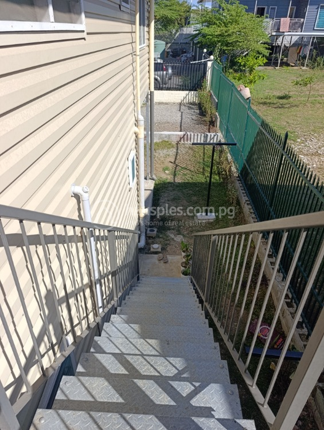 residential Apartment for rent ใน 7 mile รหัส 31703 33