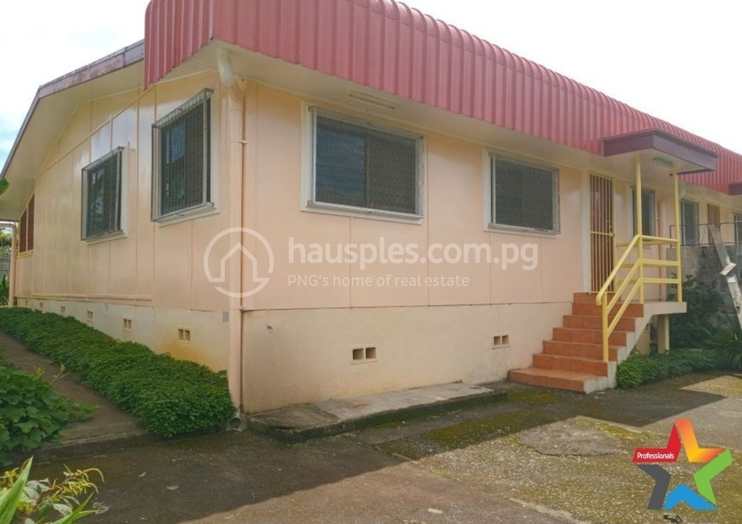 residential BlockOfUnits for rent ใน Mount Hagen รหัส 31752 2