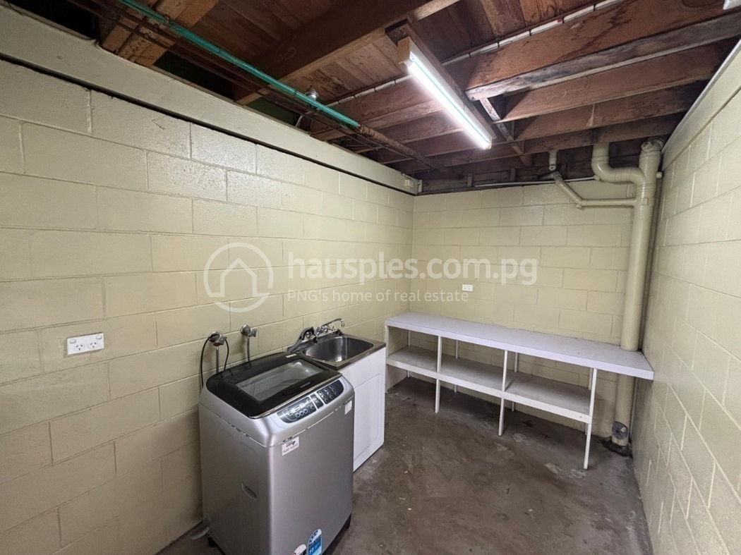 residential Apartment for rent ใน Gordons 5 รหัส 31713 4