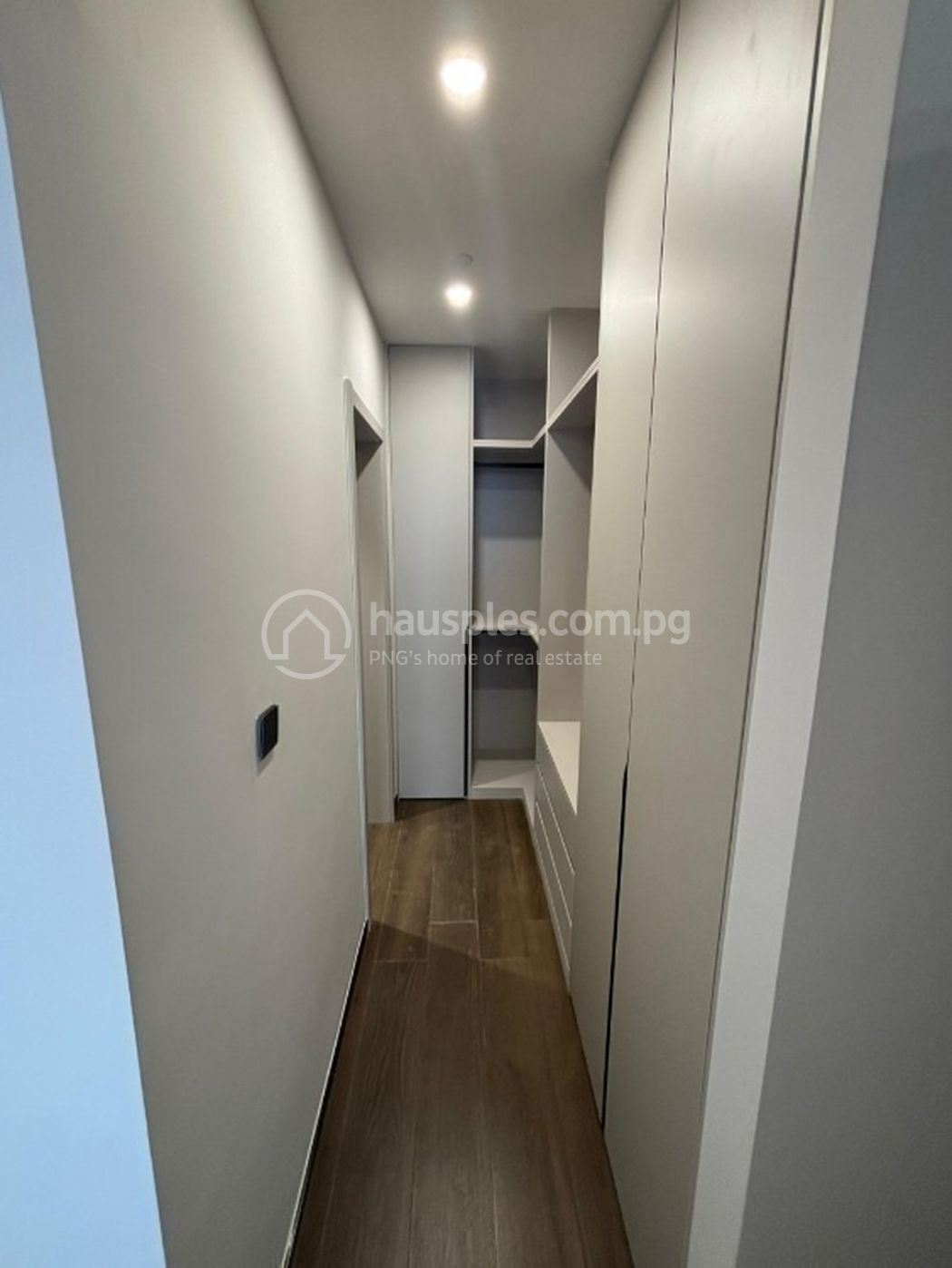 residential Apartment for rent ใน Town รหัส 31718 51