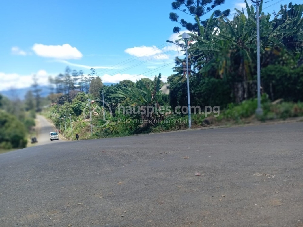 residential Land/Development for sale ใน Goroka รหัส 31747 3