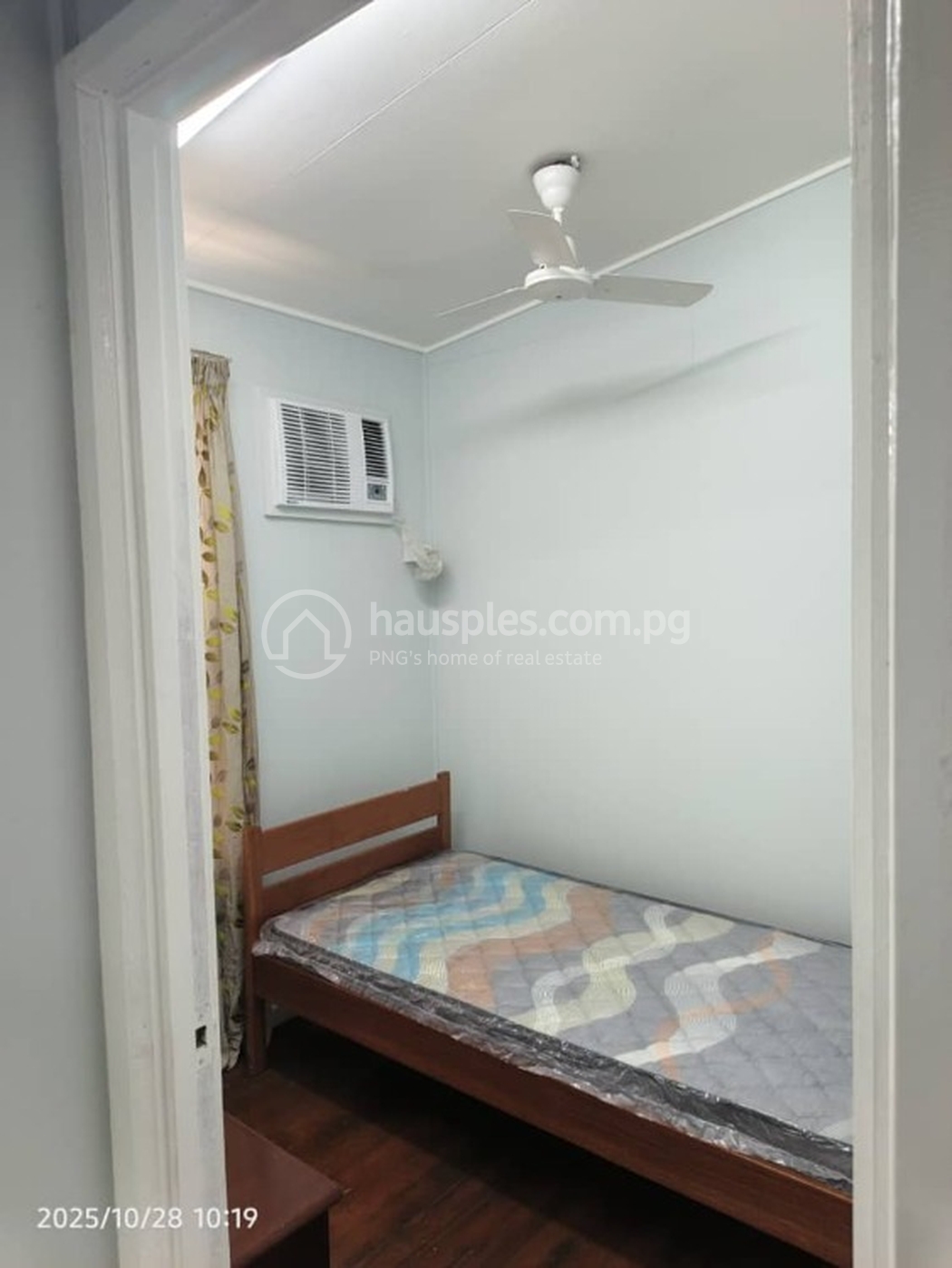 residential BlockOfUnits for rent ใน Boroko รหัส 31755 4