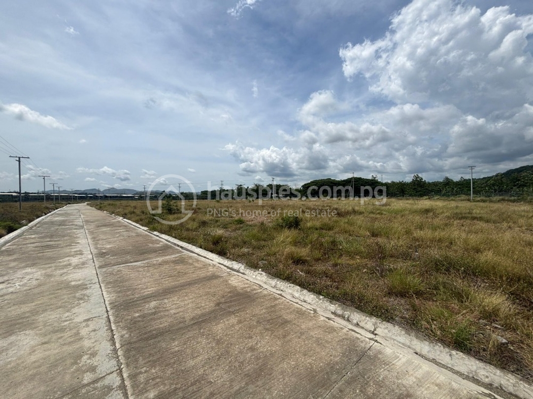residential Land/Development for sale ใน 8 mile รหัส 31761 9
