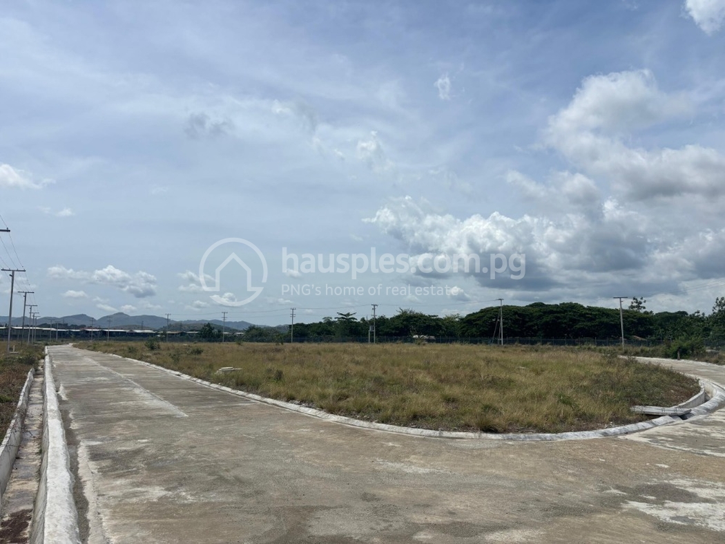 residential Land/Development for sale ใน 8 mile รหัส 31761 13