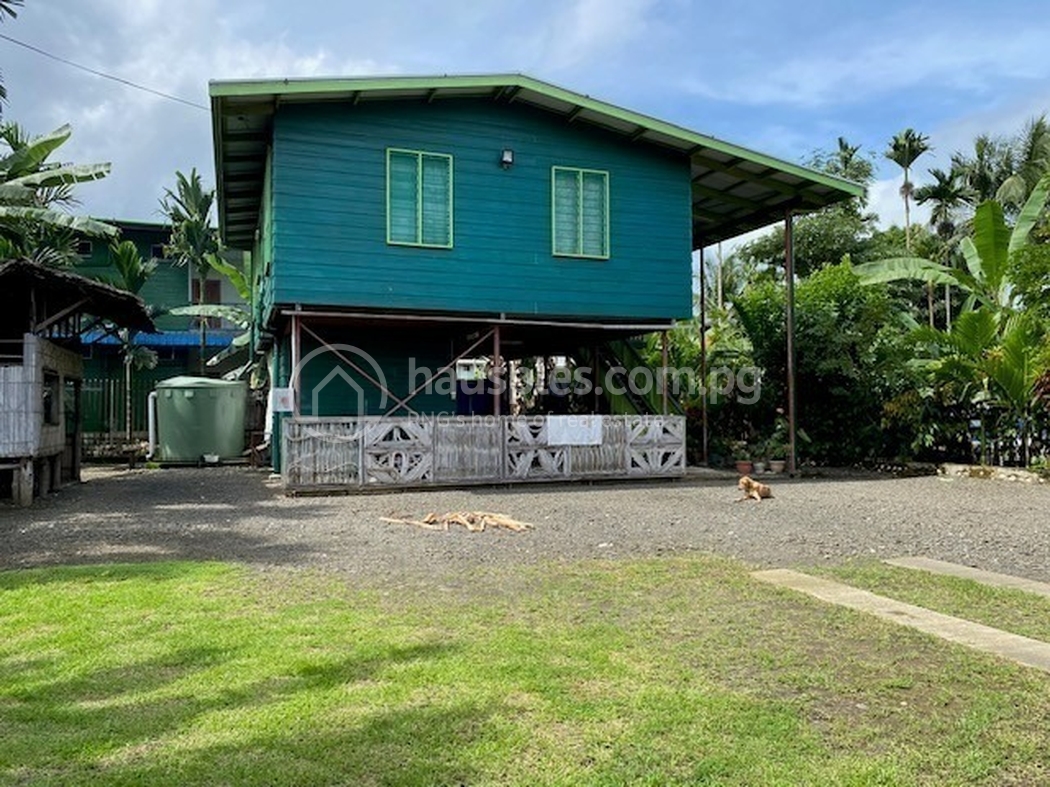 residential House for rent ใน Alotau รหัส 31516 1