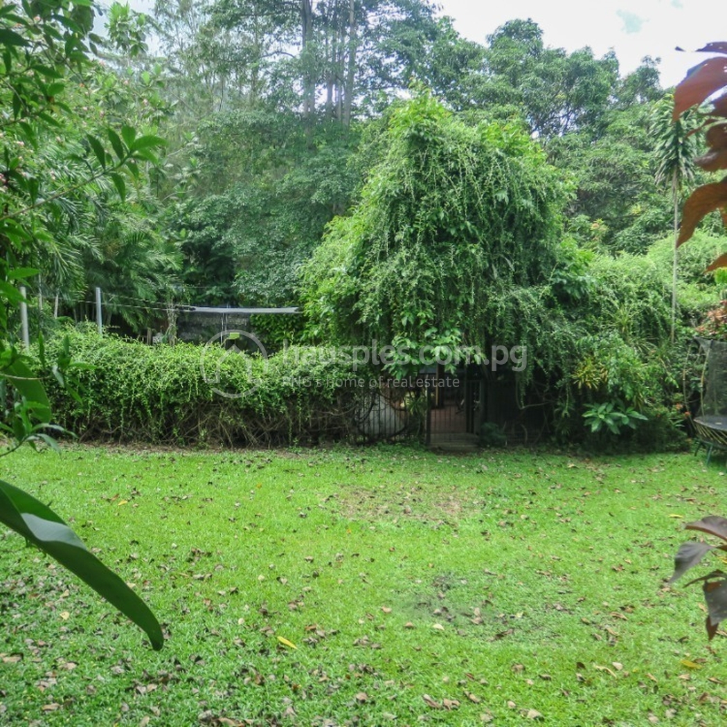 residential BlockOfUnits for sale dans 17 mile ID 31782 10