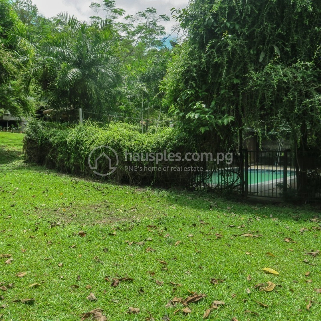 residential BlockOfUnits for sale dans 17 mile ID 31782 11