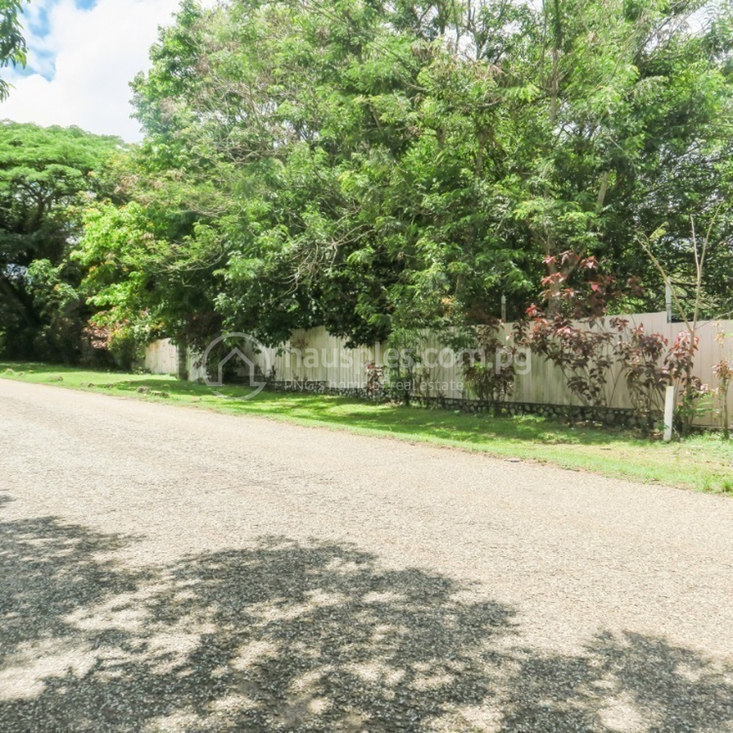 residential BlockOfUnits for sale dans 17 mile ID 31782 13