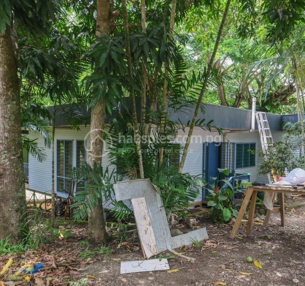 residential BlockOfUnits for sale dans 17 mile ID 31782 4