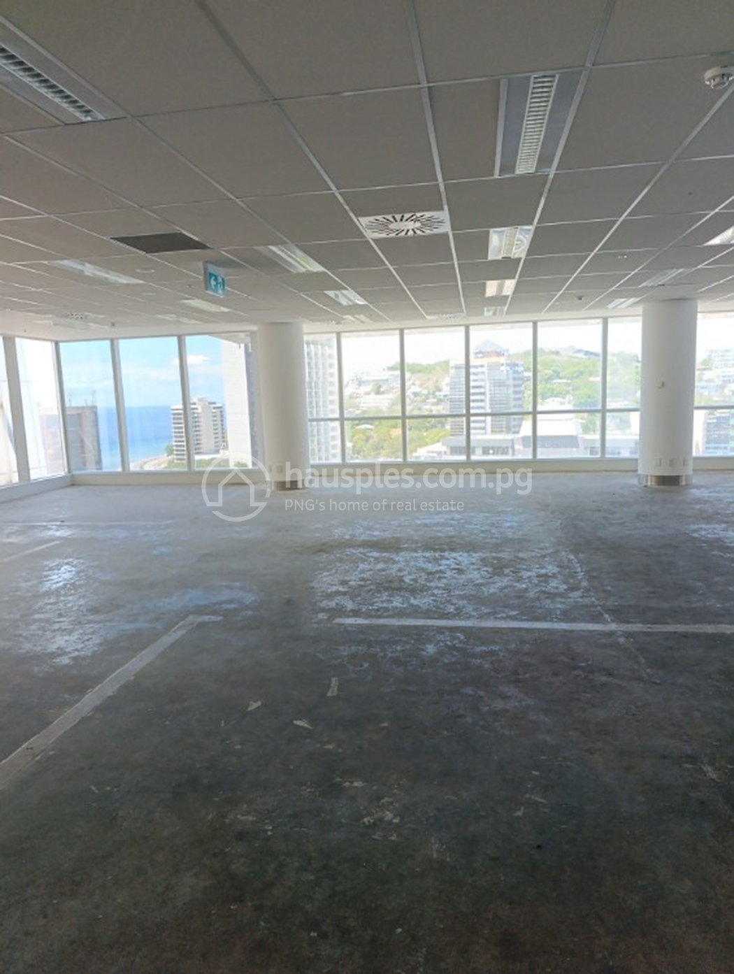 commercial Offices for rent ใน Town รหัส 31776 2