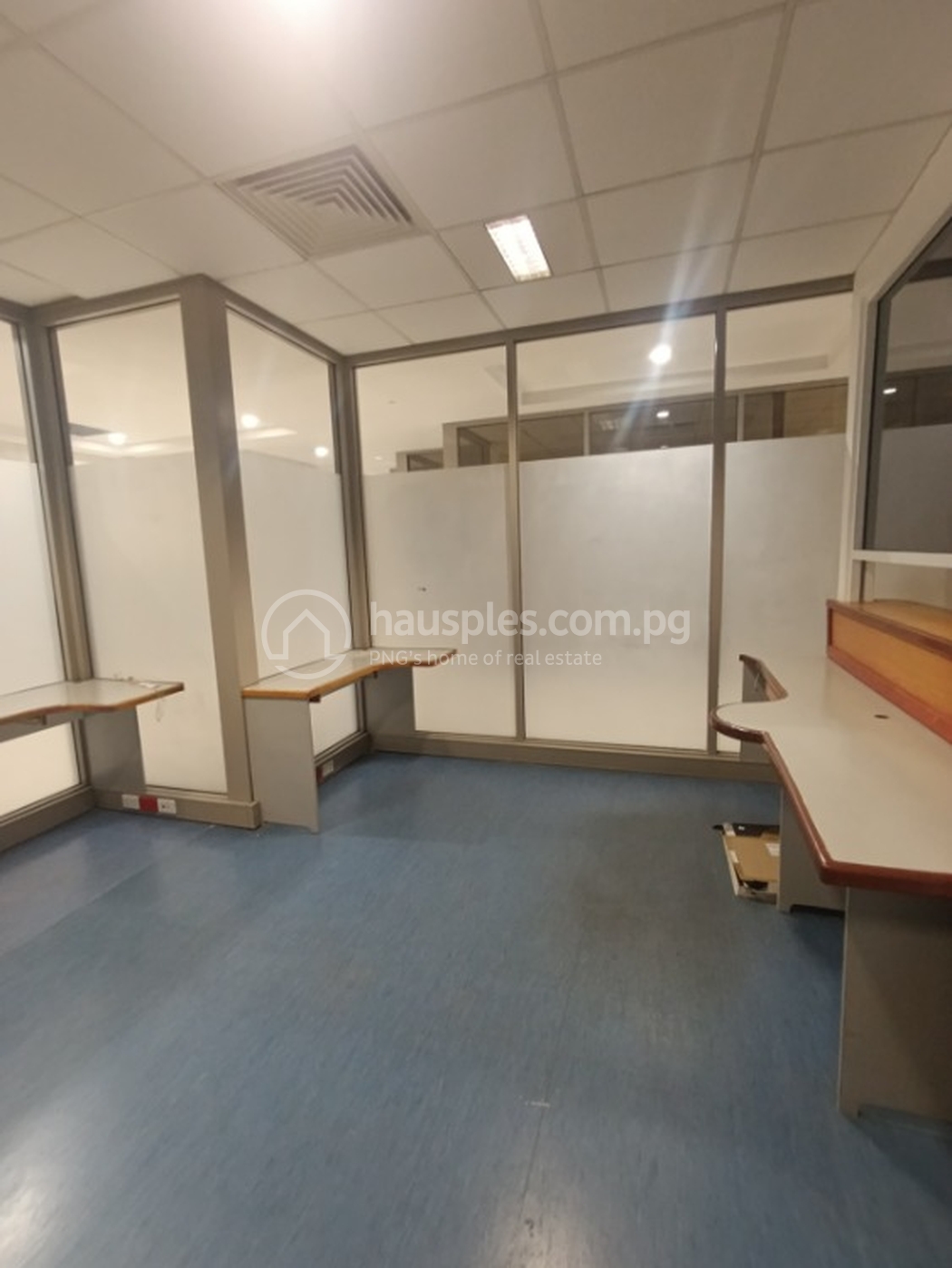 commercial Offices for rent ใน Town รหัส 31775 7