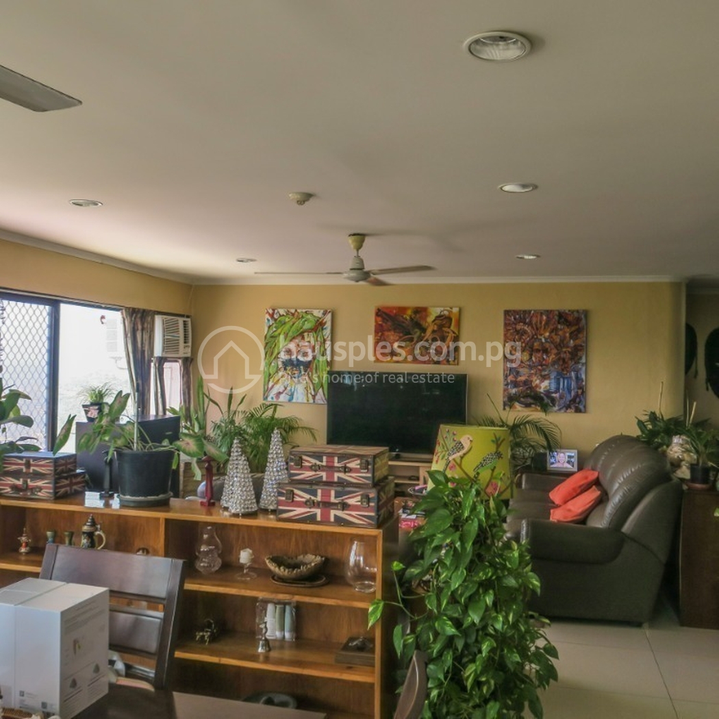 residential Apartment for sale dans 2 Mile ID 31772 2