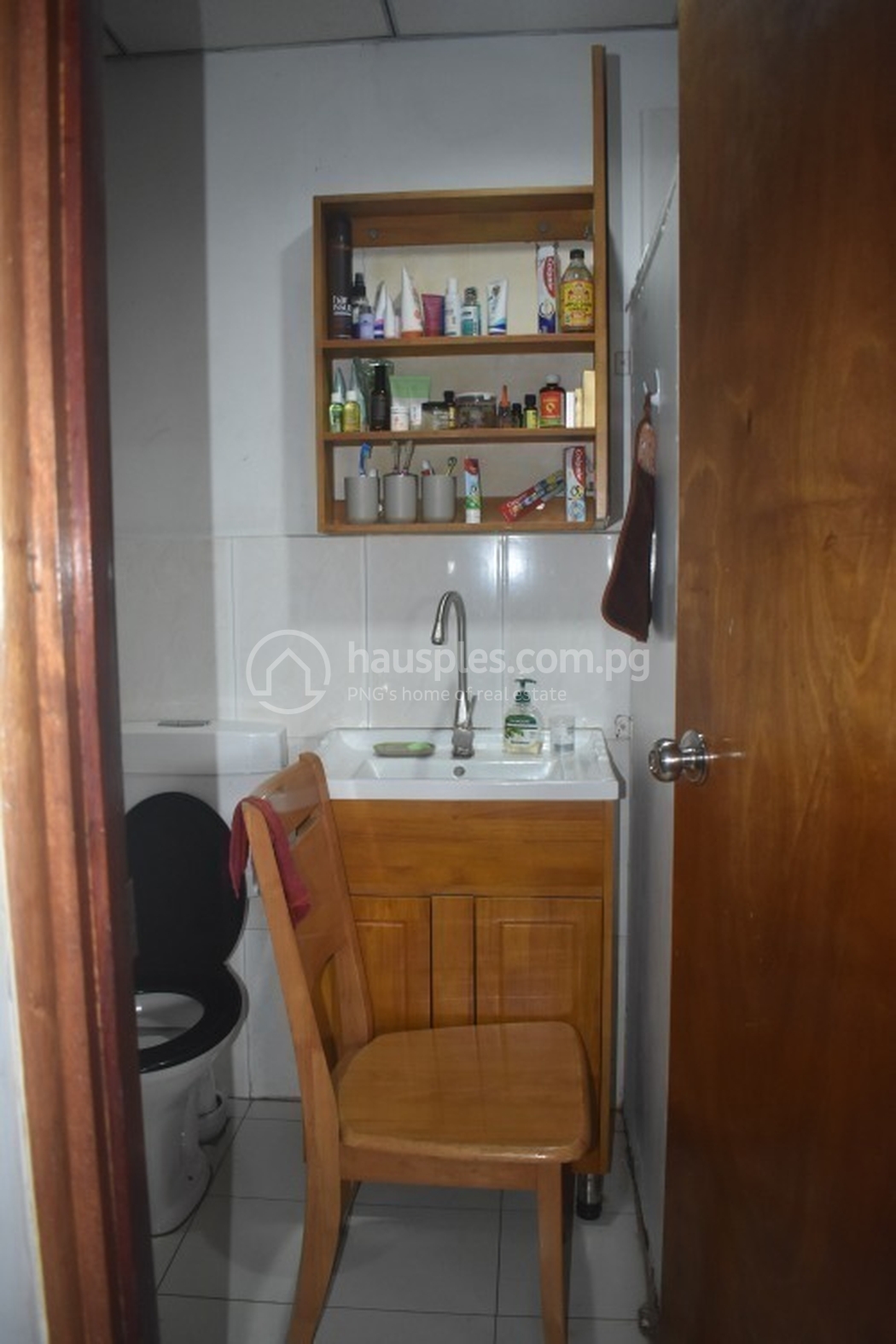 residential BlockOfUnits for sale ใน Boroko East รหัส 31851 9