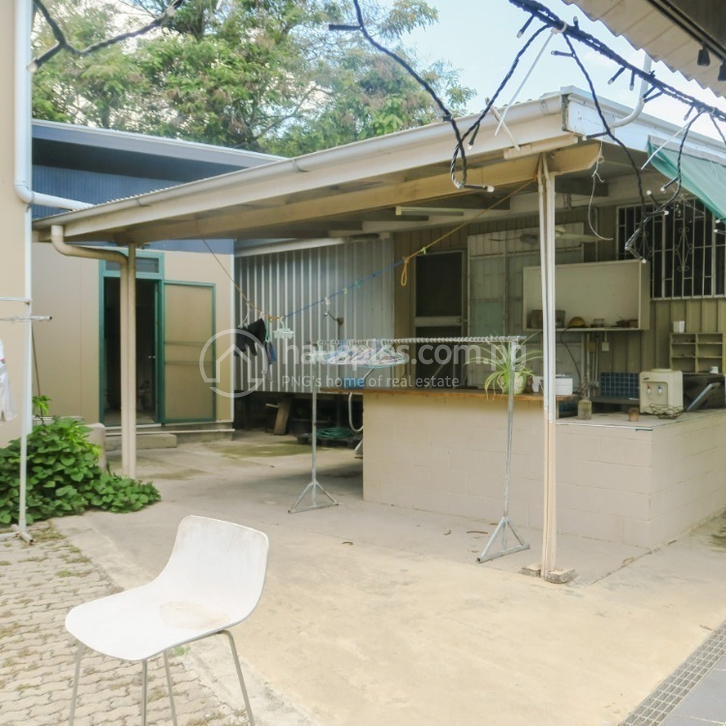 residential BlockOfUnits for rent ใน Boroko East รหัส 31829 4