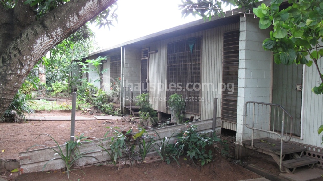 residential BlockOfUnits for sale ใน Gordons รหัส 31849 1