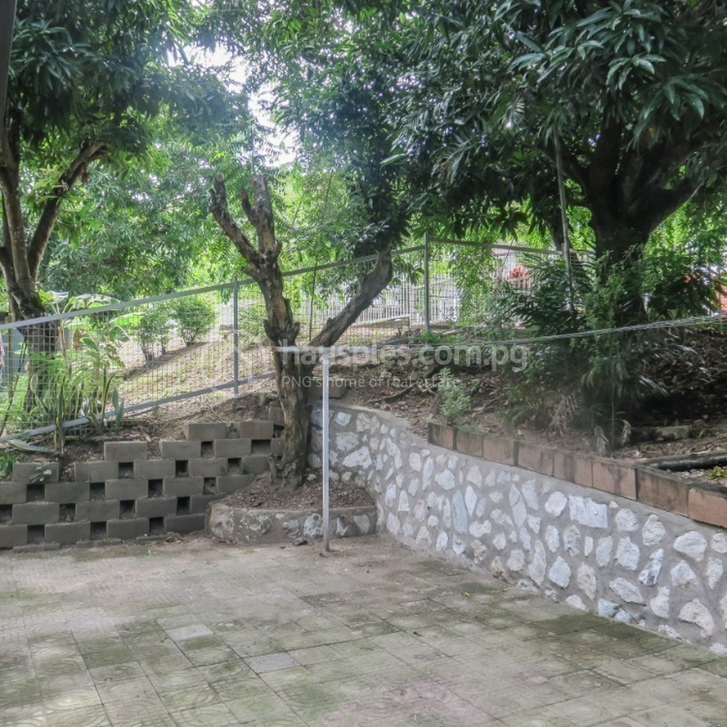 residential DuplexSemi-detached for rent ใน Hohola รหัส 31835 11