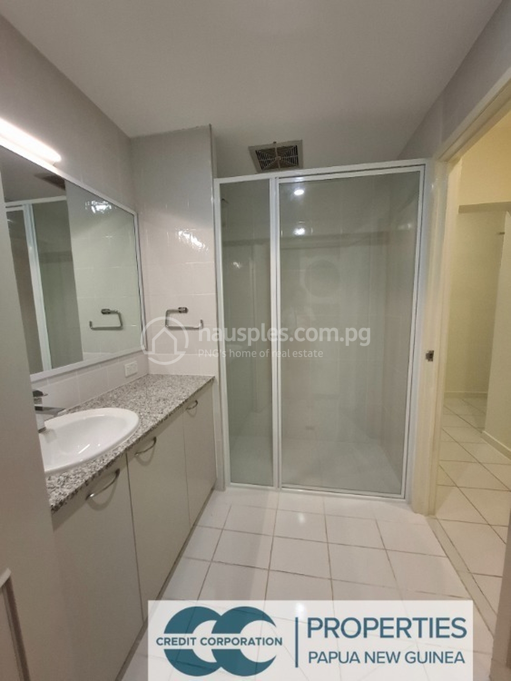 residential Apartment for rent ใน Town รหัส 18081 5