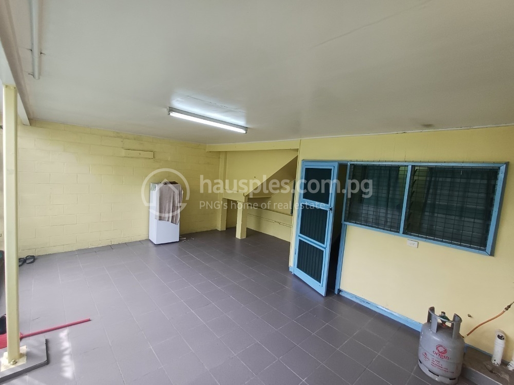 residential BlockOfUnits for rent ใน Gordons 5 รหัส 31875 4