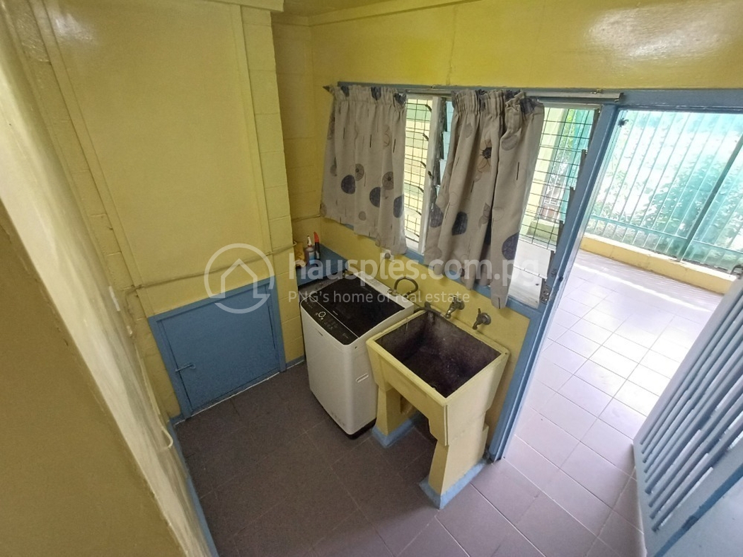 residential BlockOfUnits for rent ใน Gordons 5 รหัส 31875 6