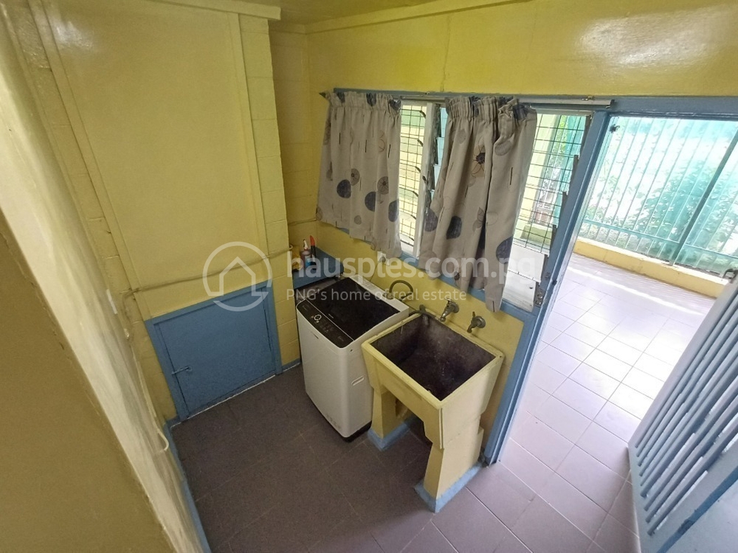 residential BlockOfUnits for rent ใน Gordons 5 รหัส 31875 7