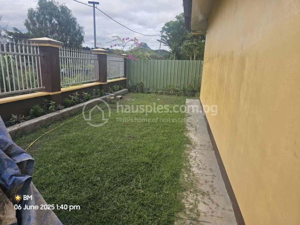 residential House for sale ใน 9 Mile รหัส 31881 7