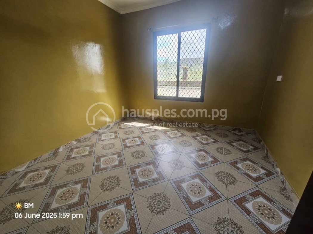 residential House for sale ใน 9 Mile รหัส 31881 6