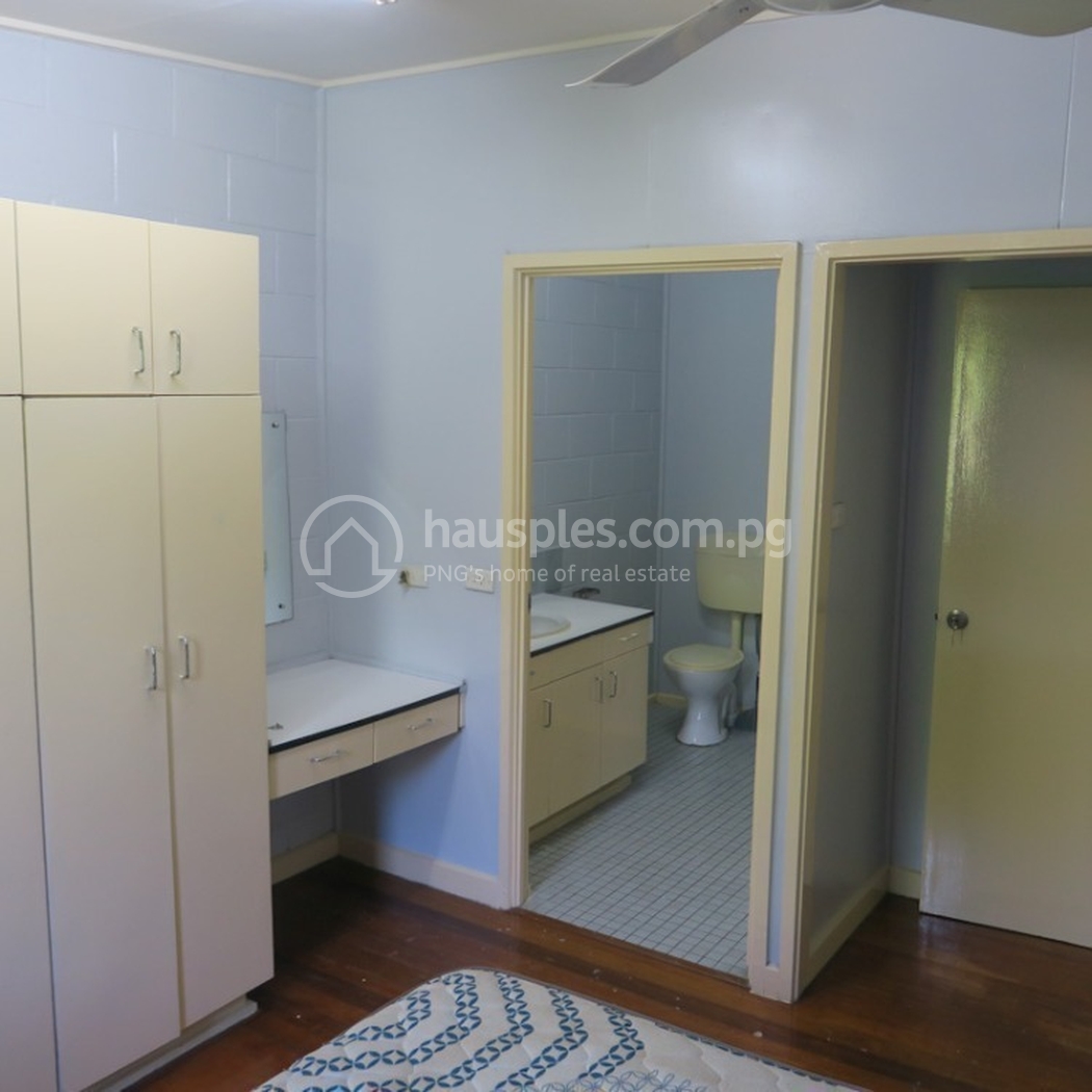 residential BlockOfUnits for rent ใน Boroko รหัส 31886 5