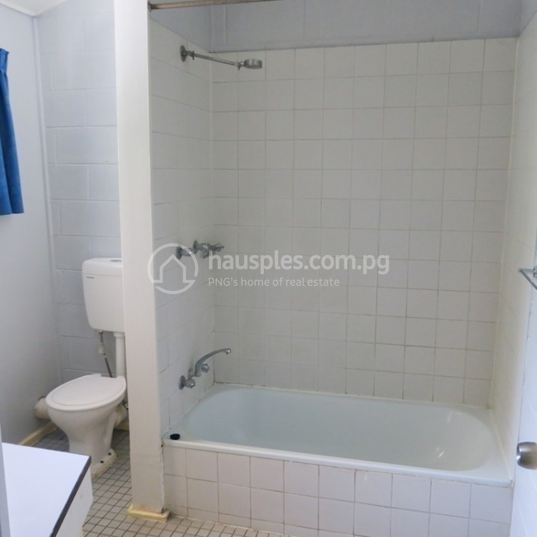 residential BlockOfUnits for rent ใน Boroko รหัส 31886 13