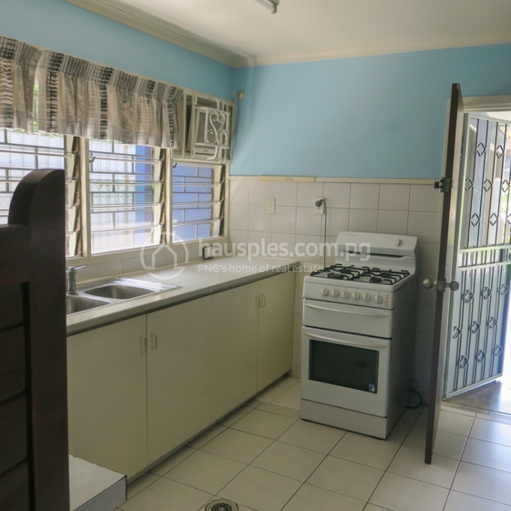 residential Townhouse for rent ใน Hohola รหัส 31891 12