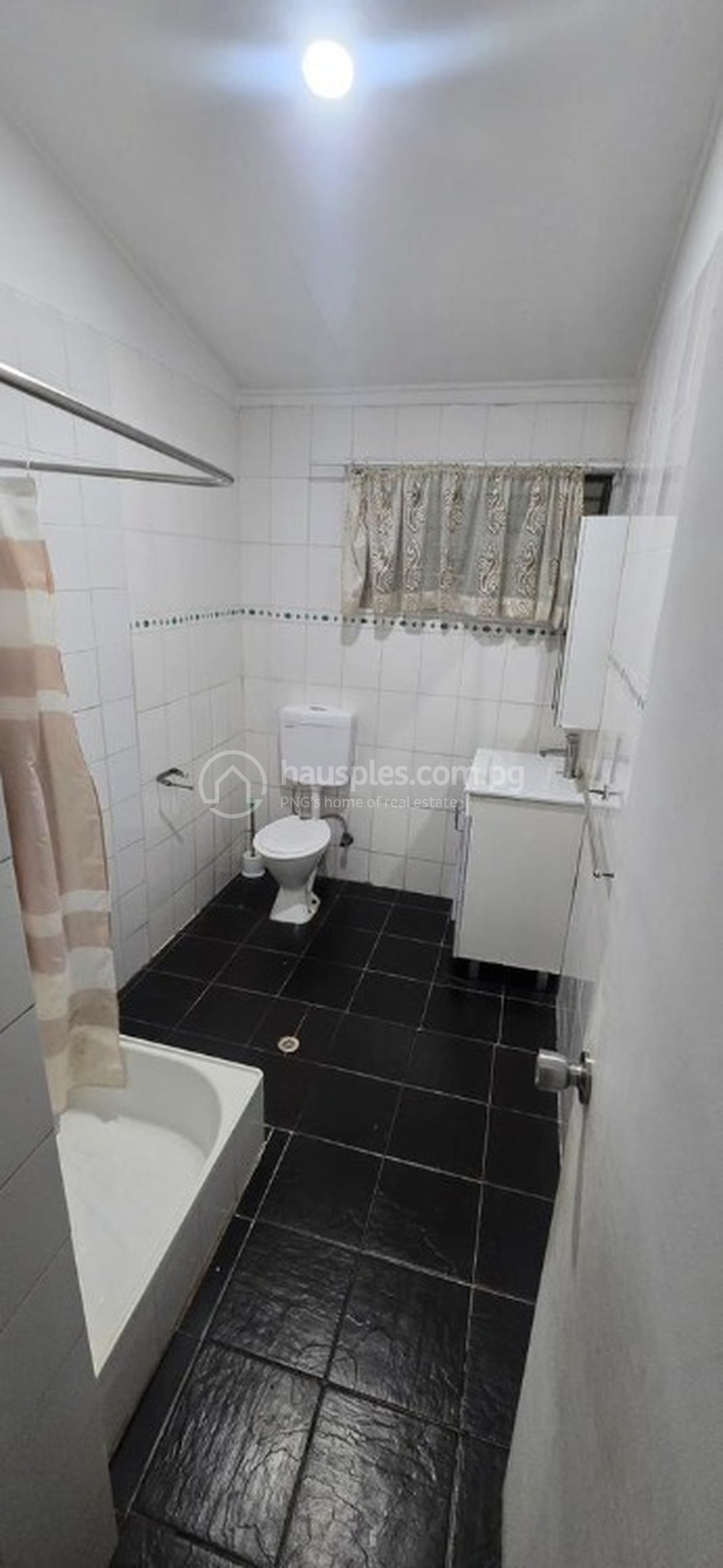 residential BlockOfUnits for sale & rent ใน 5 mile รหัส 31911 20