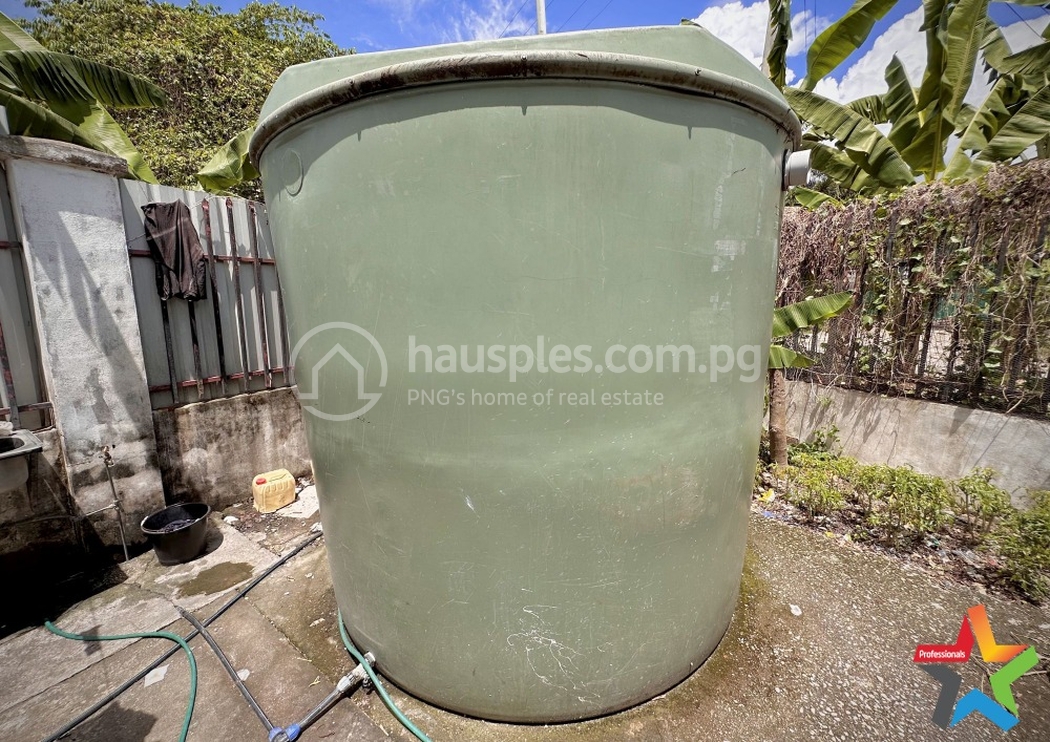 residential BlockOfUnits for rent ใน 9 Mile รหัส 31970 10