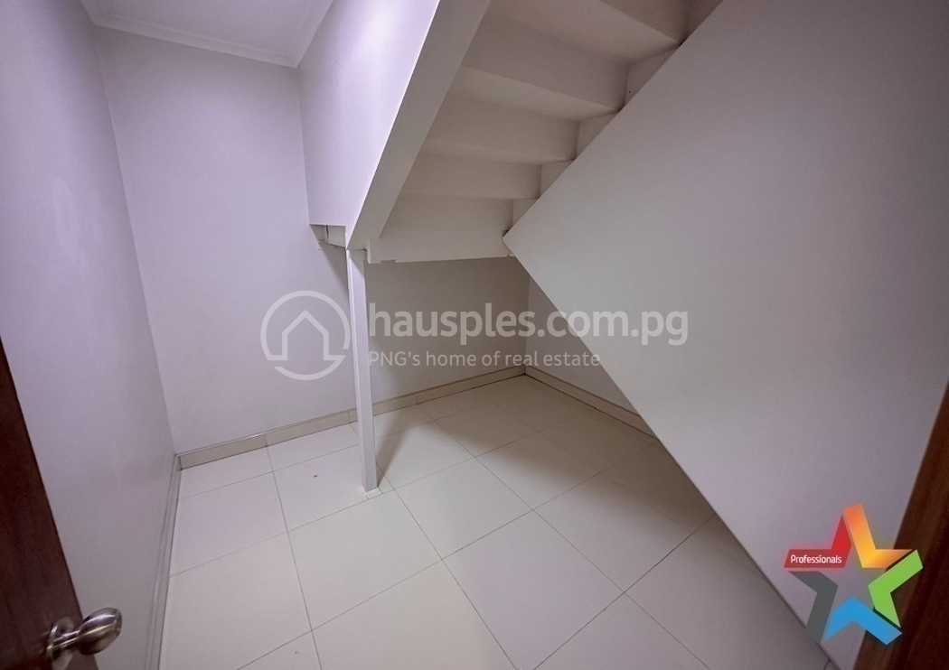 residential BlockOfUnits for rent ใน Korobosea รหัส 31518 25