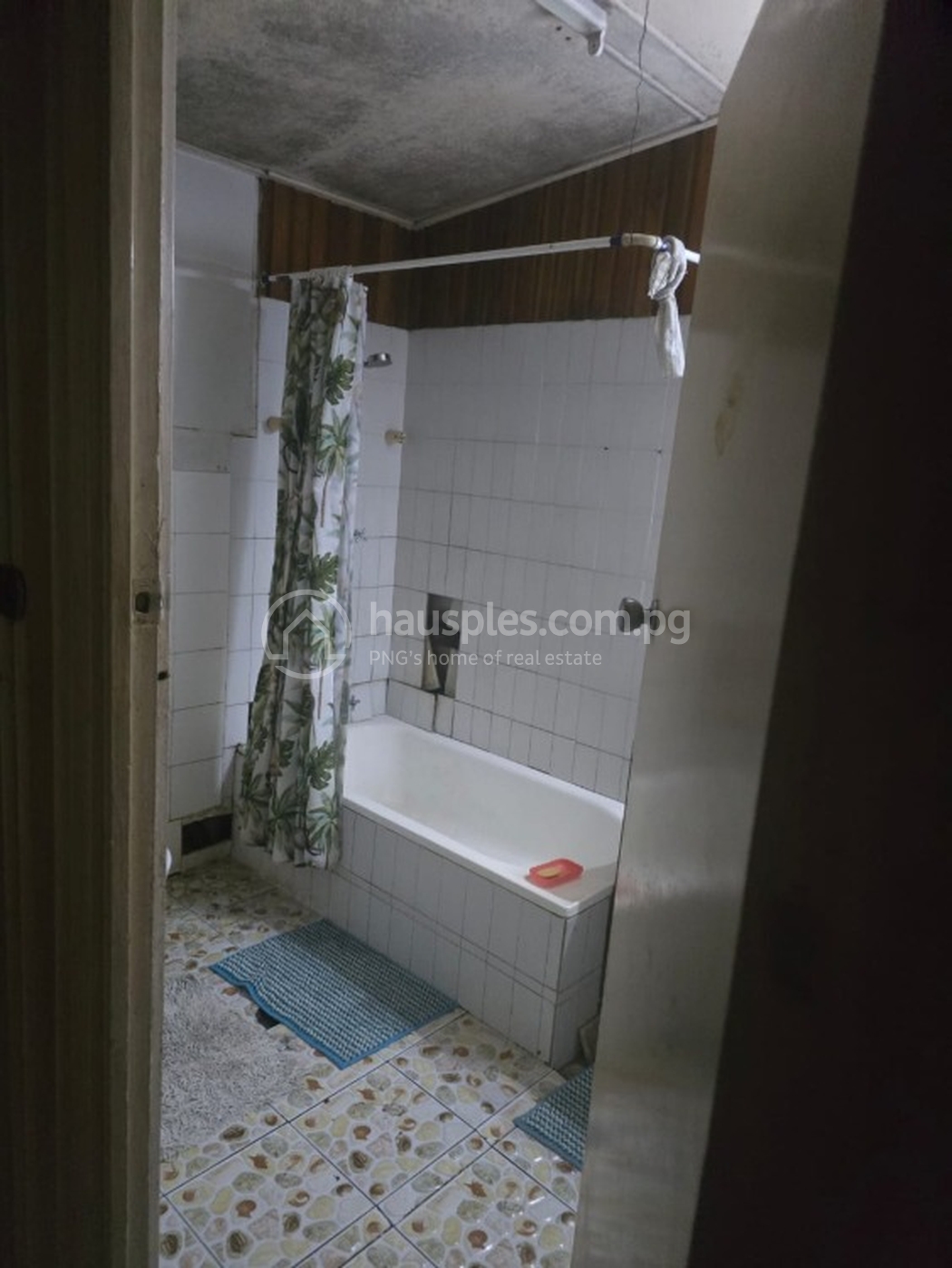 residential House for rent ใน Boroko รหัส 31951 50