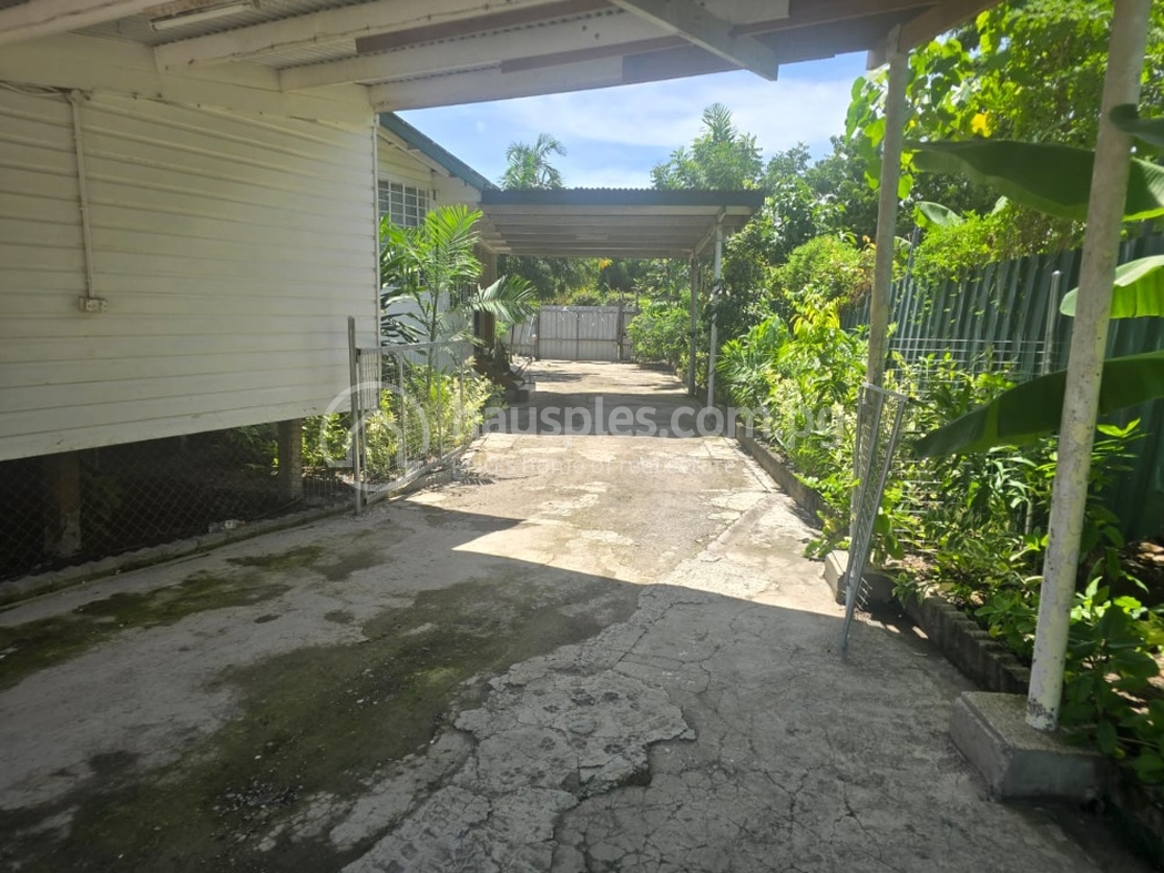 residential House for rent ใน Boroko รหัส 31951 73