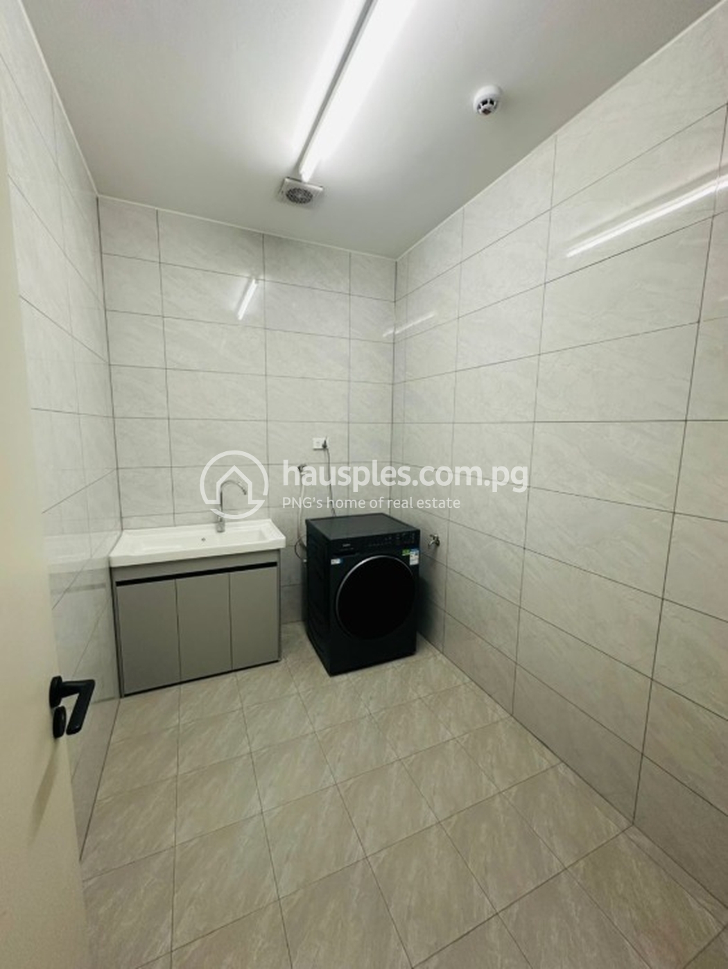 residential Apartment for rent ใน Waigani รหัส 31999 19