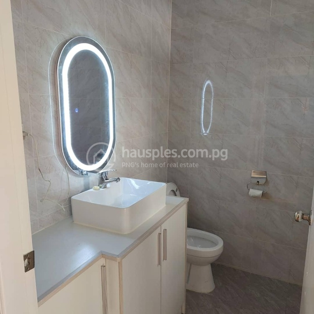 residential House for sale ใน 7 mile รหัส 32015 6